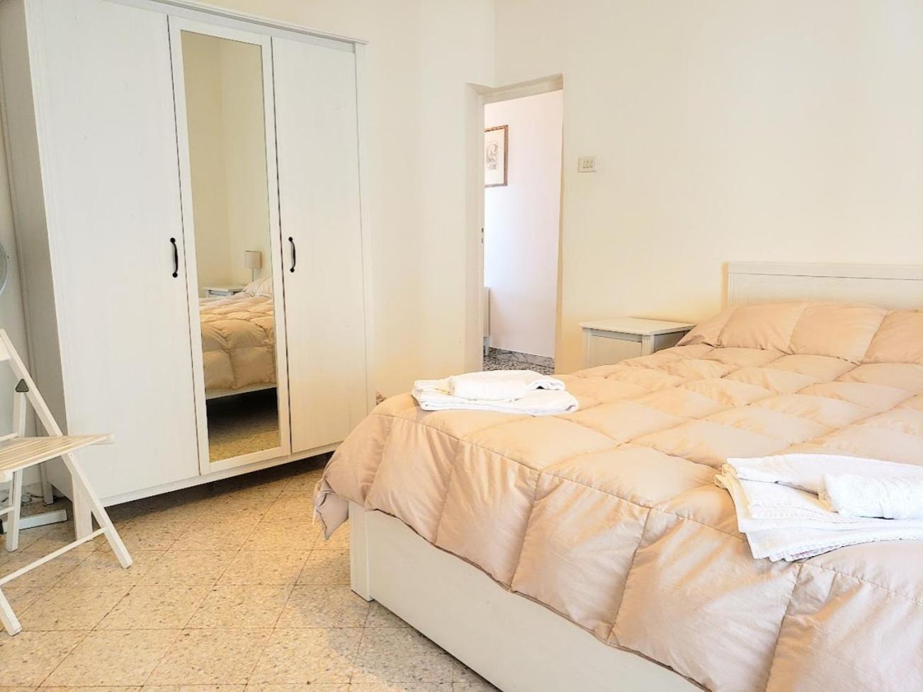 Suite Rotari - Affitti Brevi Italia Монте-Сант'Анджело Экстерьер фото