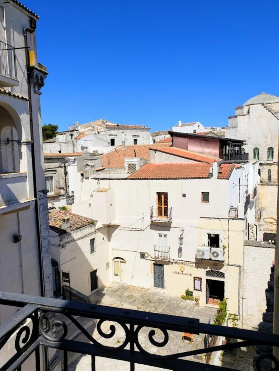 Suite Rotari - Affitti Brevi Italia Монте-Сант'Анджело Экстерьер фото