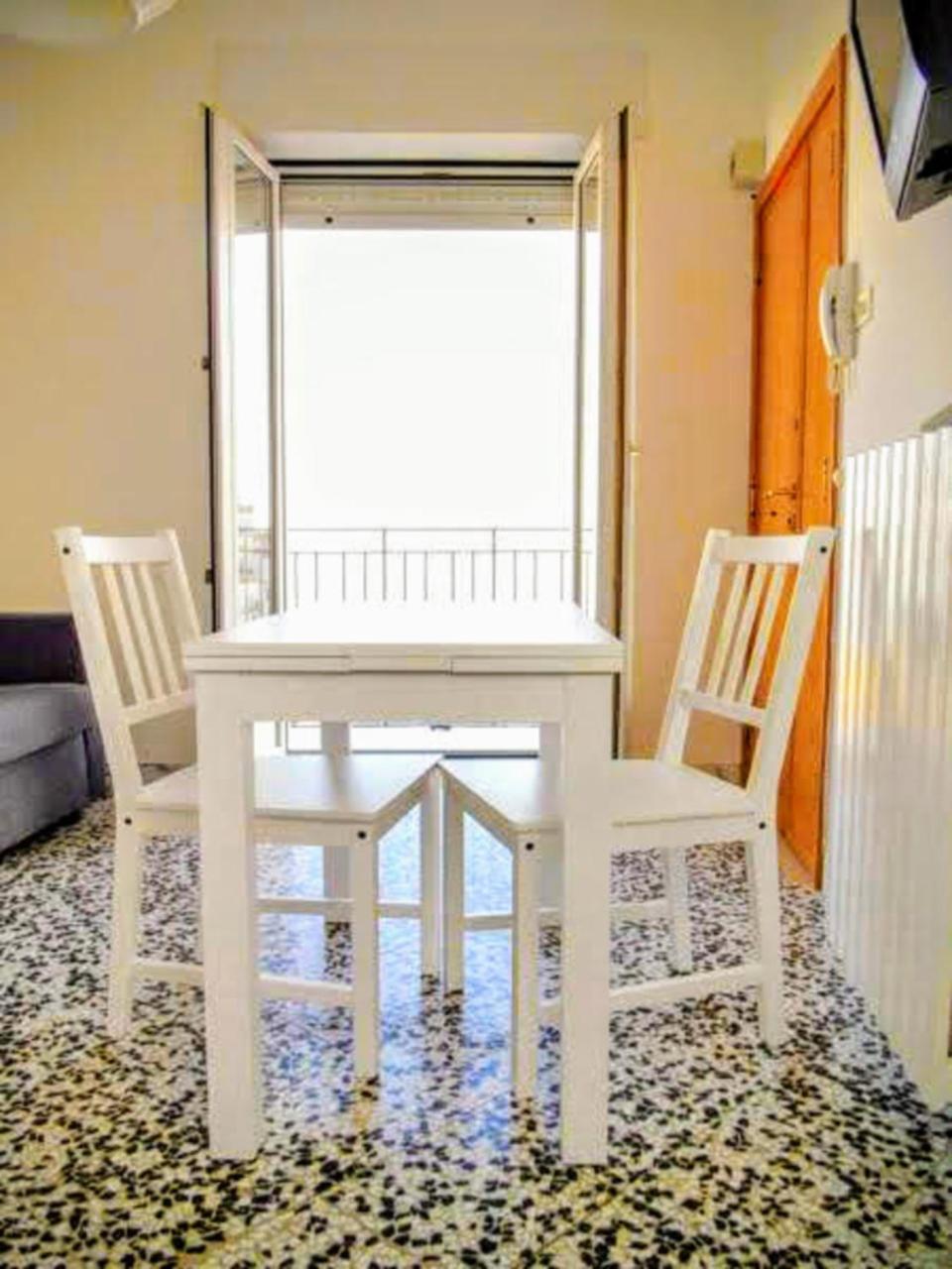 Suite Rotari - Affitti Brevi Italia Монте-Сант'Анджело Экстерьер фото